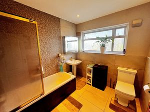 Photo 6- click for photo gallery